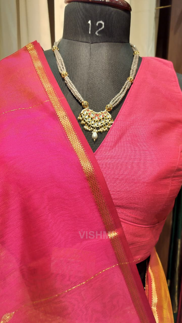Pink and Dark Pink Dual Shade Maheshwari Zari Stripe Handloom Saree