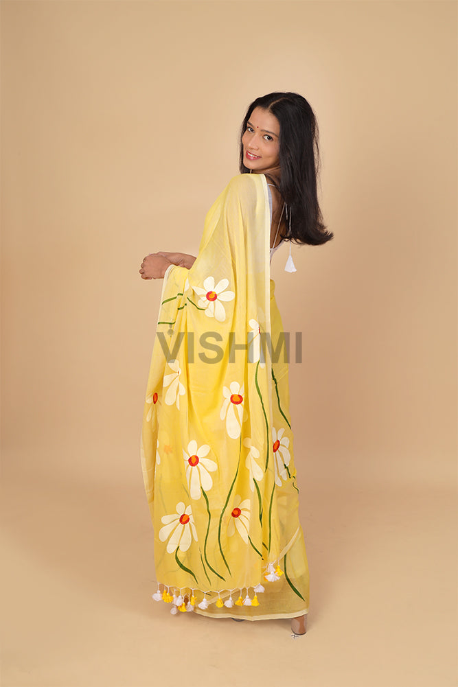 Light Yellow Mul Daisy Handpainted Saree