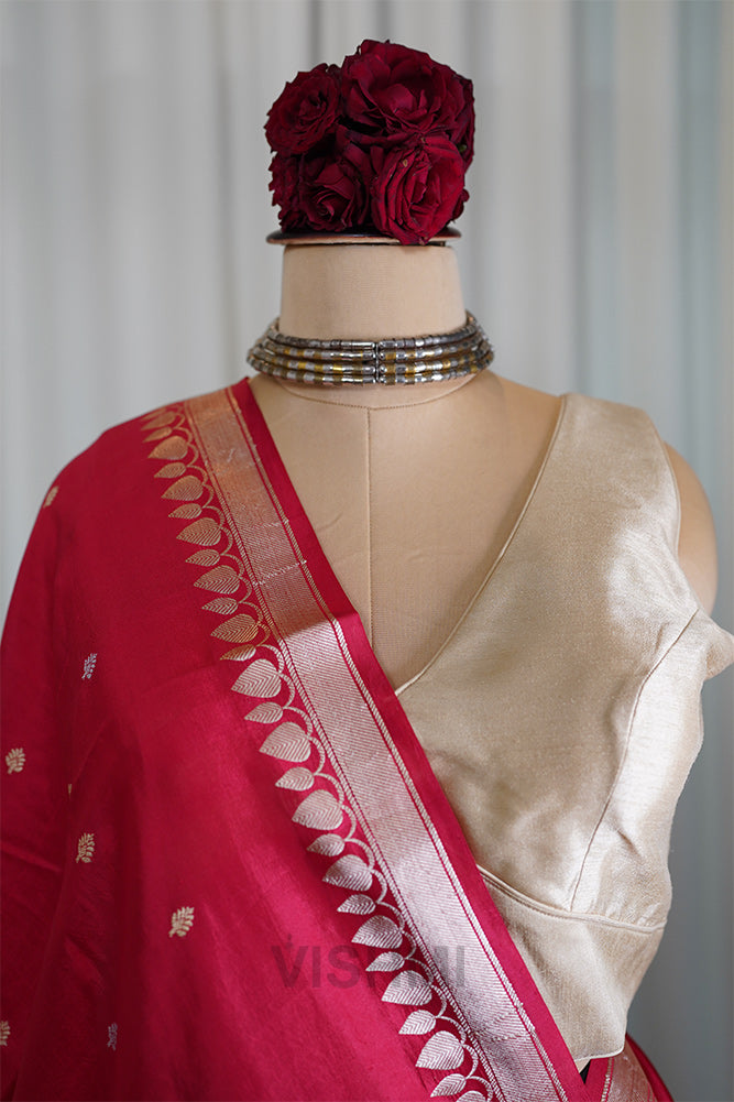 Red Pure Silk Kadwa Butti Banarasi Saree