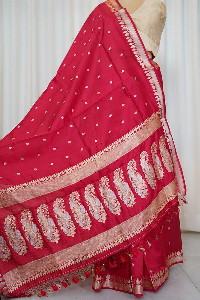 Red Pure Silk Kadwa Butti Banarasi Saree