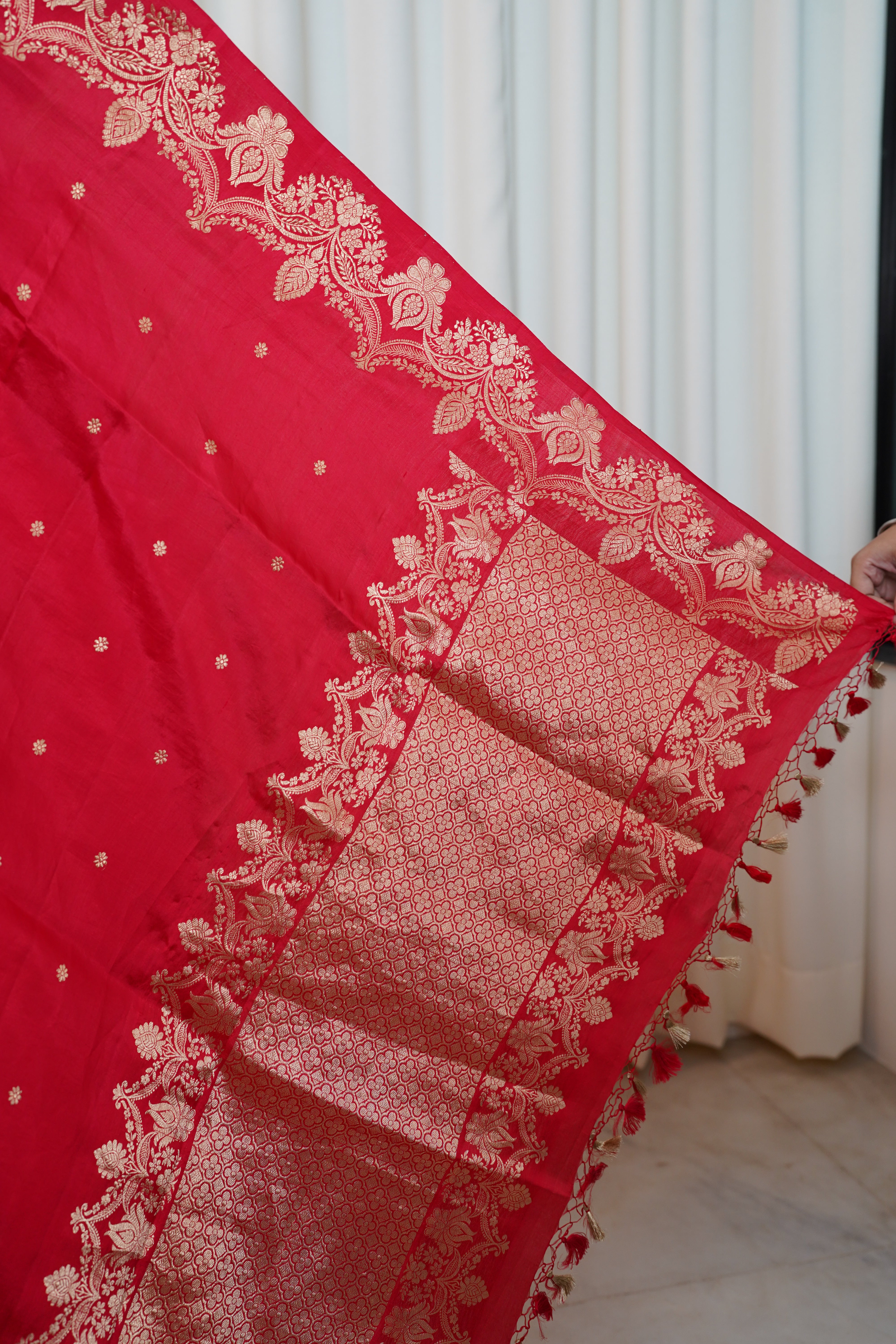 Bold  Red Pure Silk Kadwa Gold zari butti  Banarasi Saree
