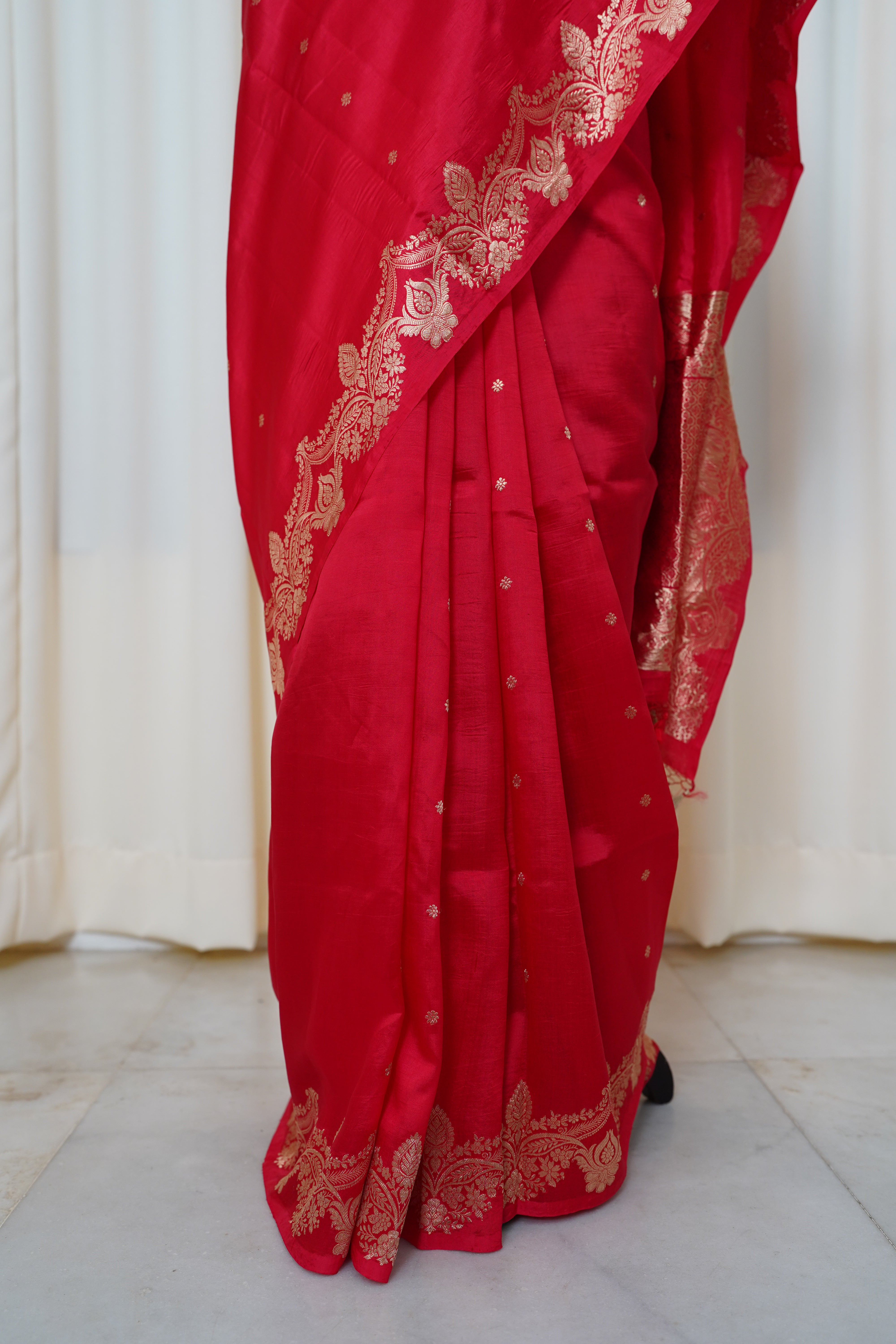 Bold  Red Pure Silk Kadwa Gold zari butti  Banarasi Saree
