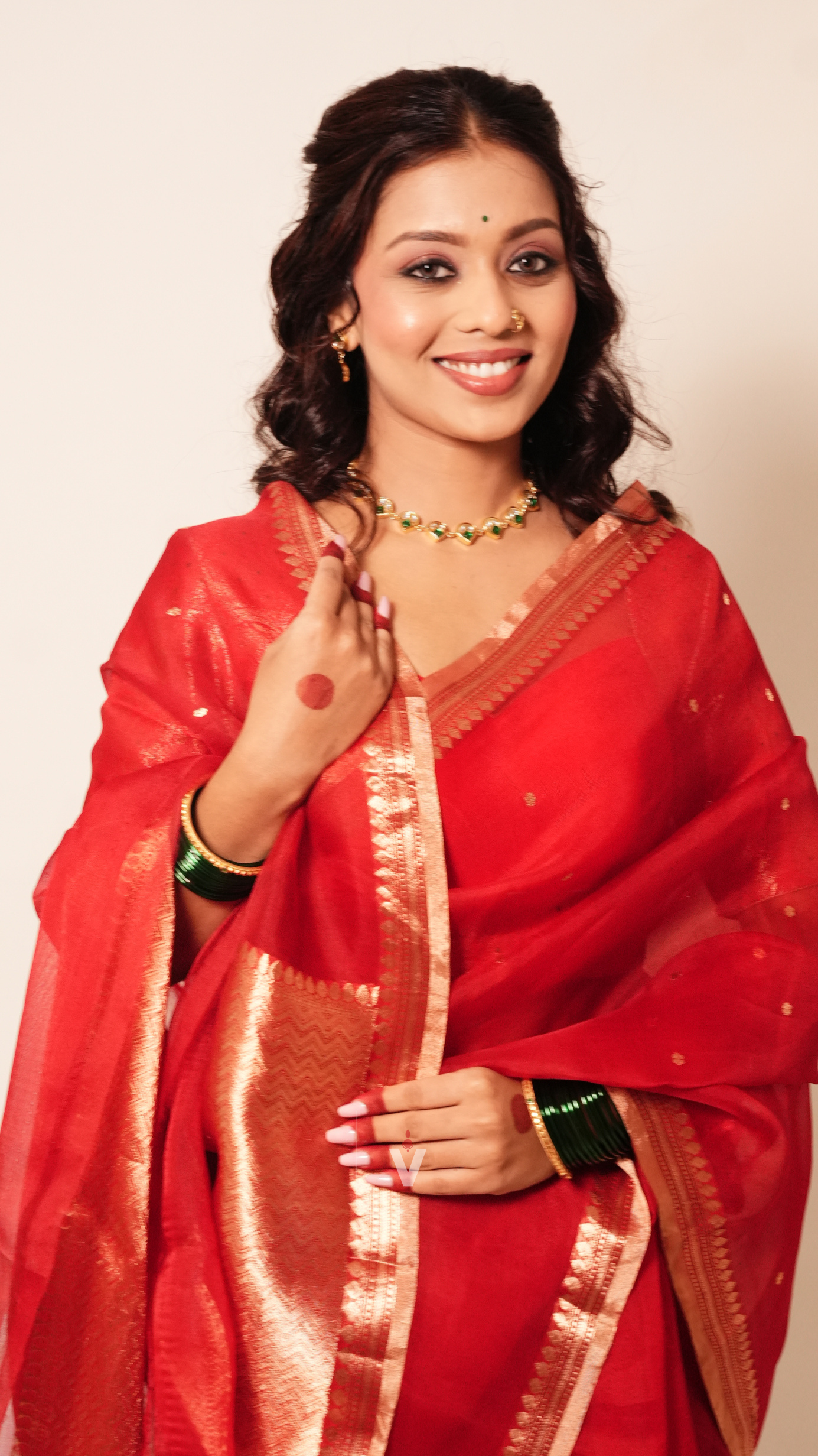Bold Red Kora Silk Small Border Handloom Banarasi Saree