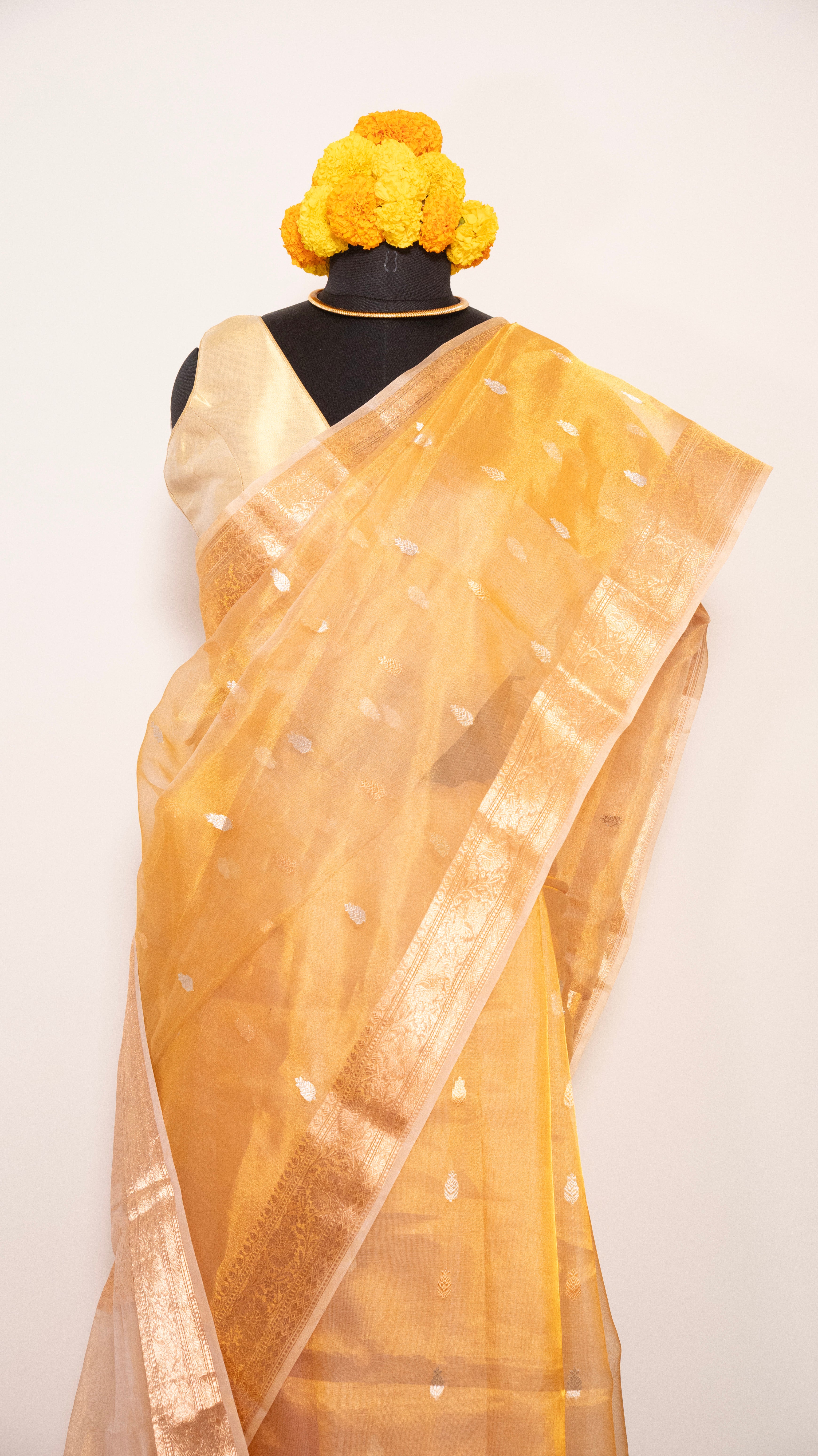 Gold Kora Silk Handloom Banarasi Saree