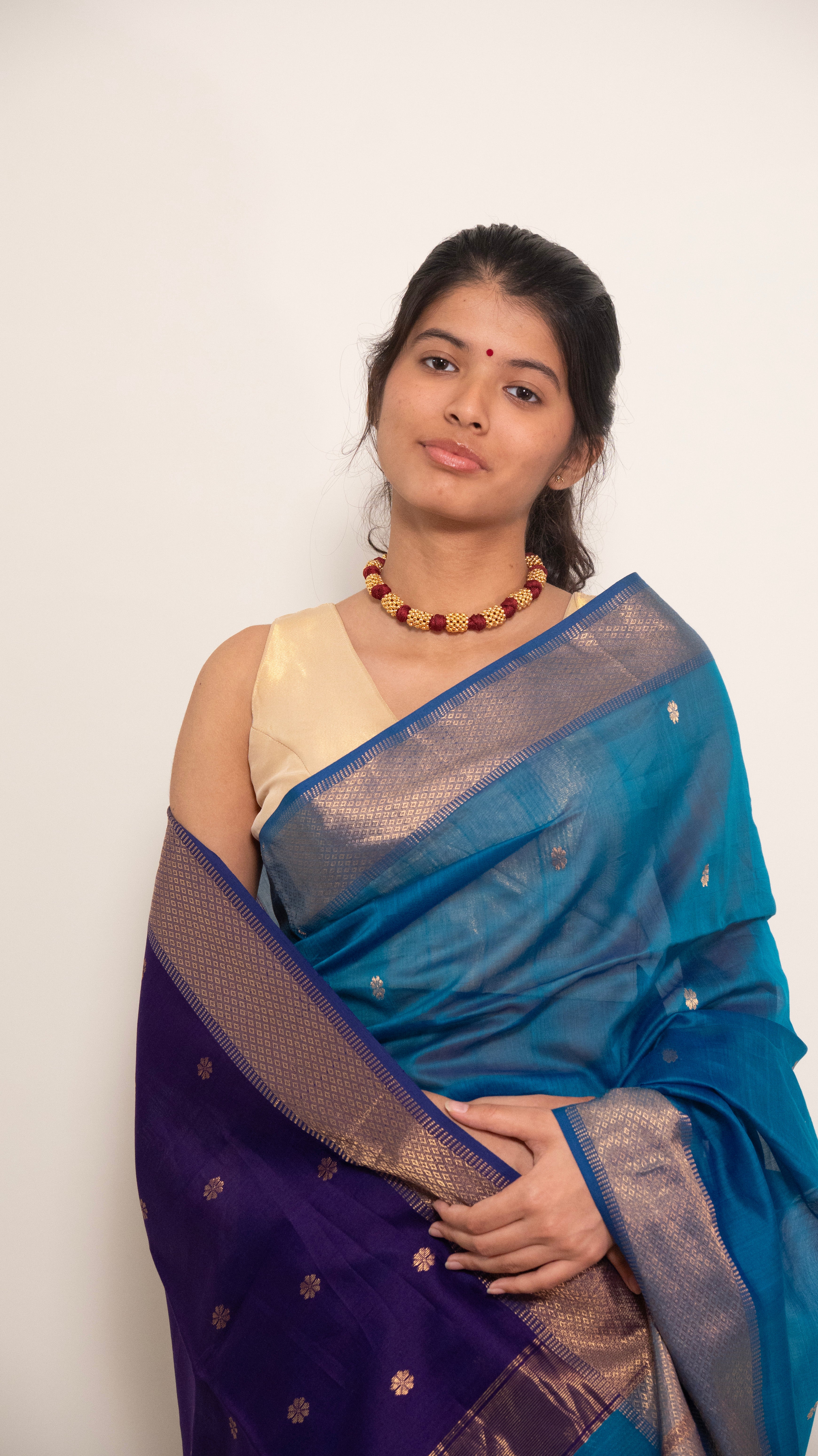 Dark teal blue cotton silk handloom Maheshwari ruhi butti saree