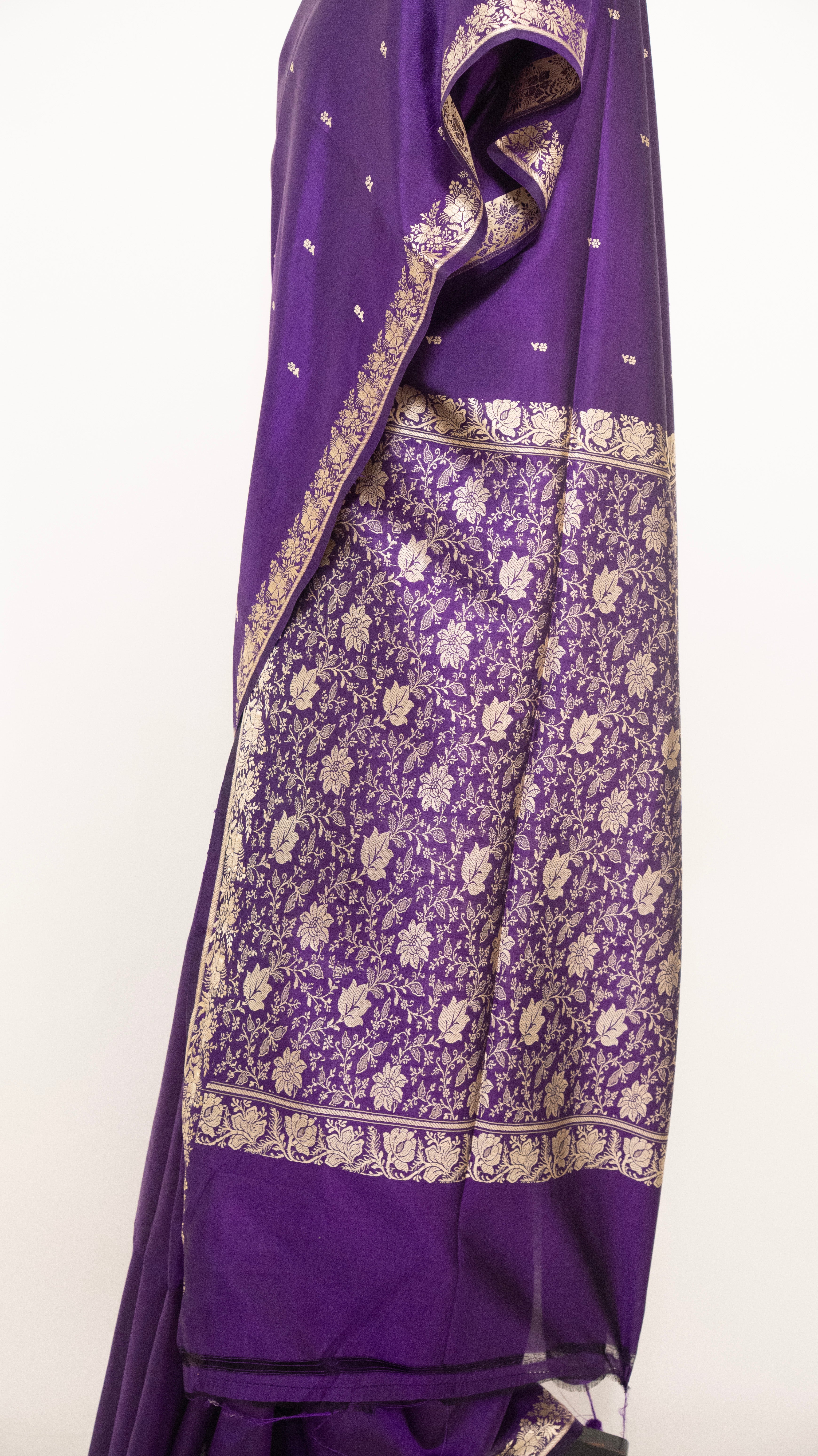 Purple Pure Silk Handloom Resham Pallu Banarasi Sarees
