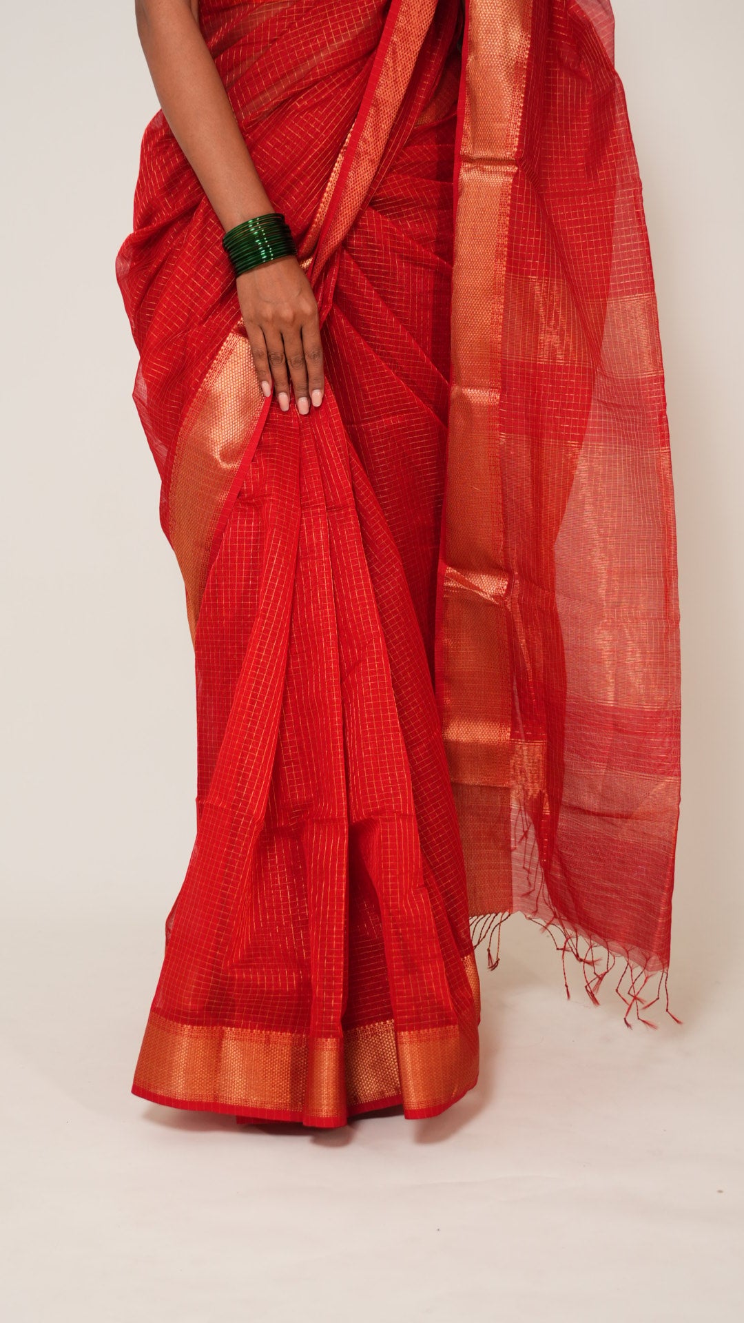 Red Maheshwari Zari checks Handloom Saree