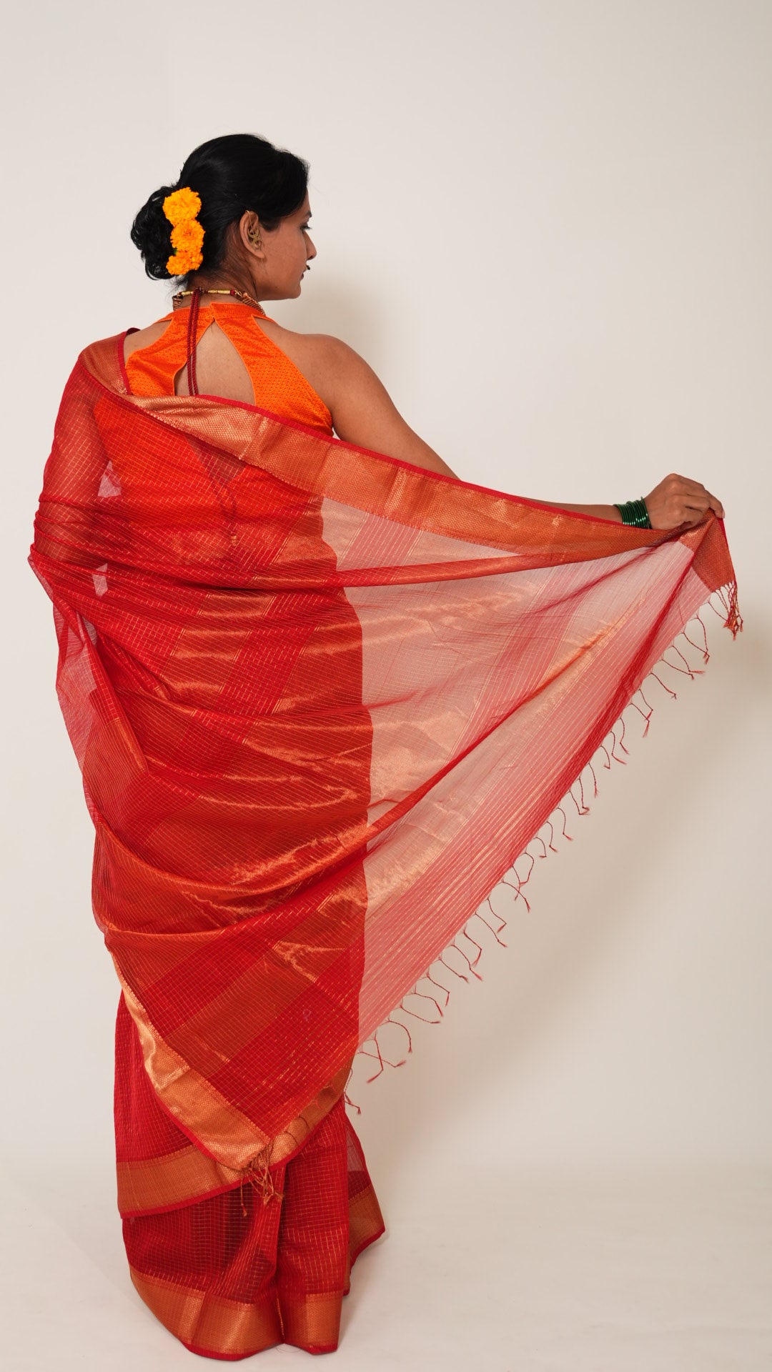 Red Maheshwari Zari checks Handloom Saree