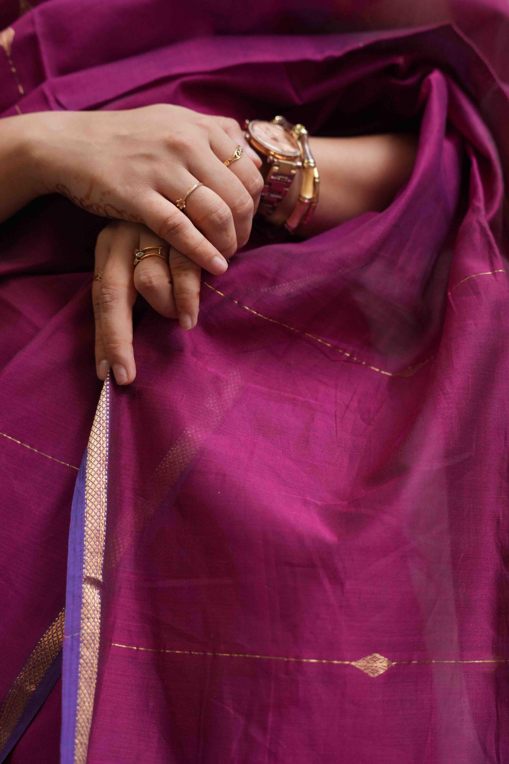Magenta Dual Shade Maheshwari Zari Stripe Handloom Saree