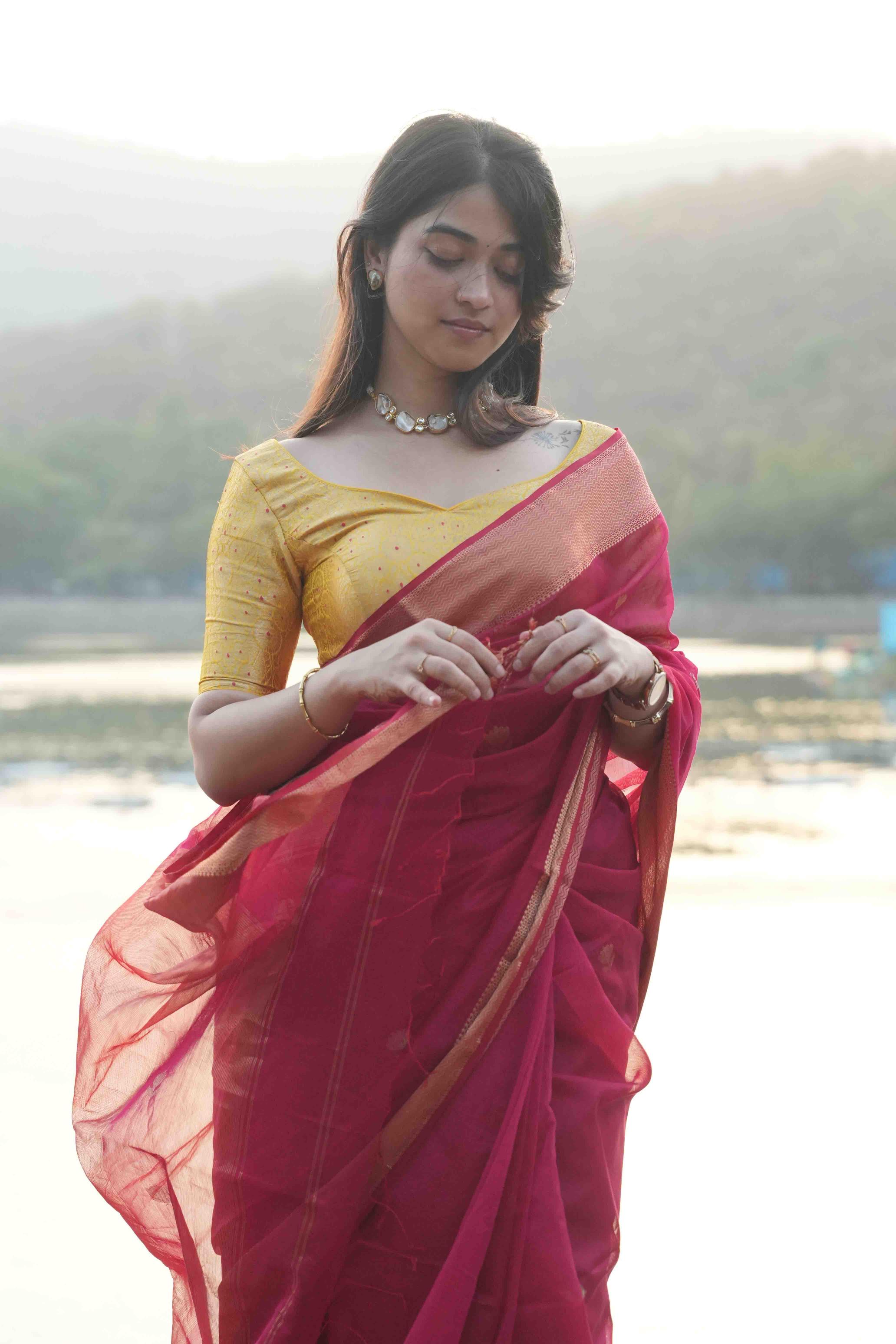 Hot Pink Maheshwari Lotus Butti Handloom Saree