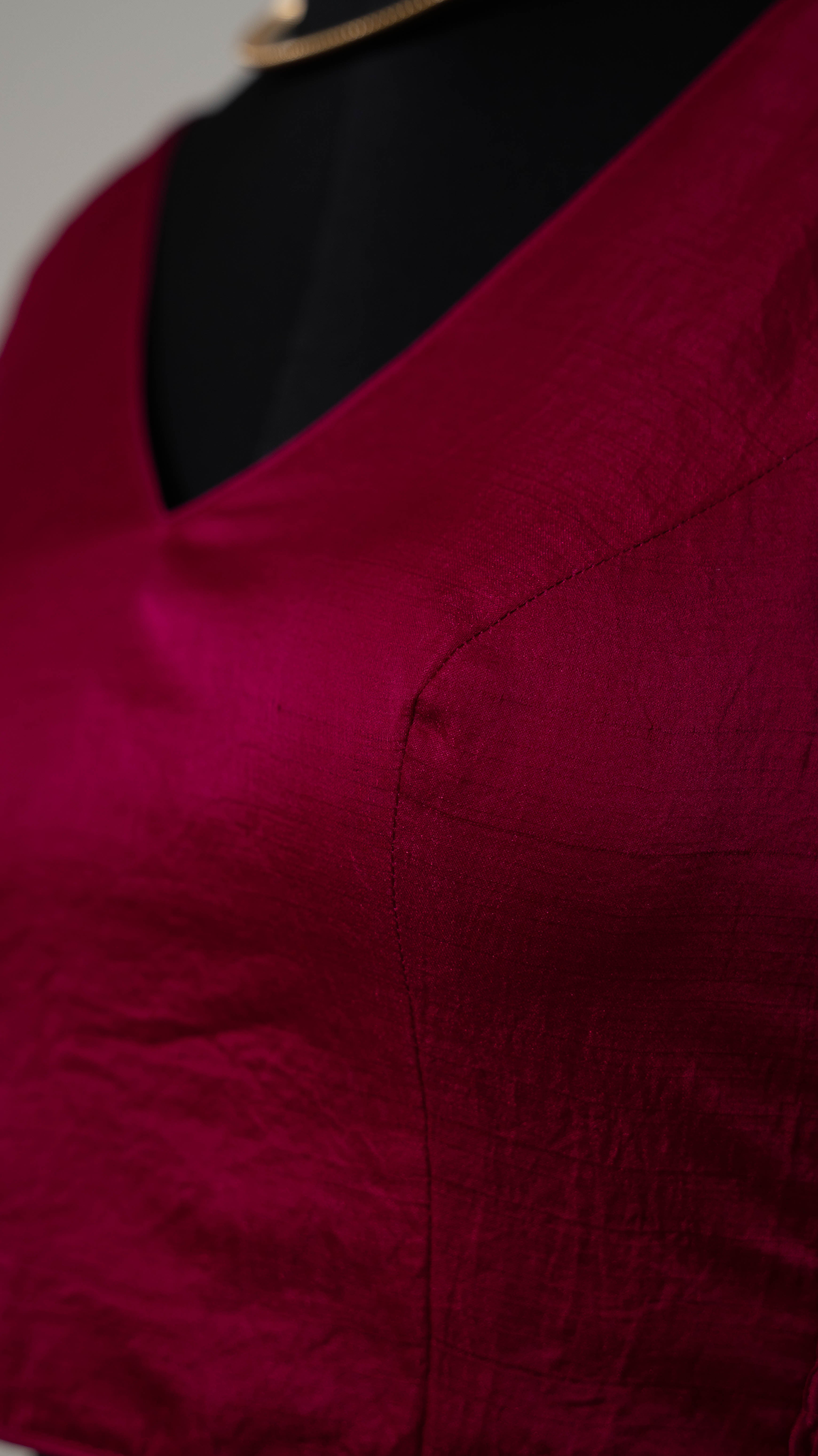 Magenta Soft Silk V Neck Padded Blouse With Attached Sleeves