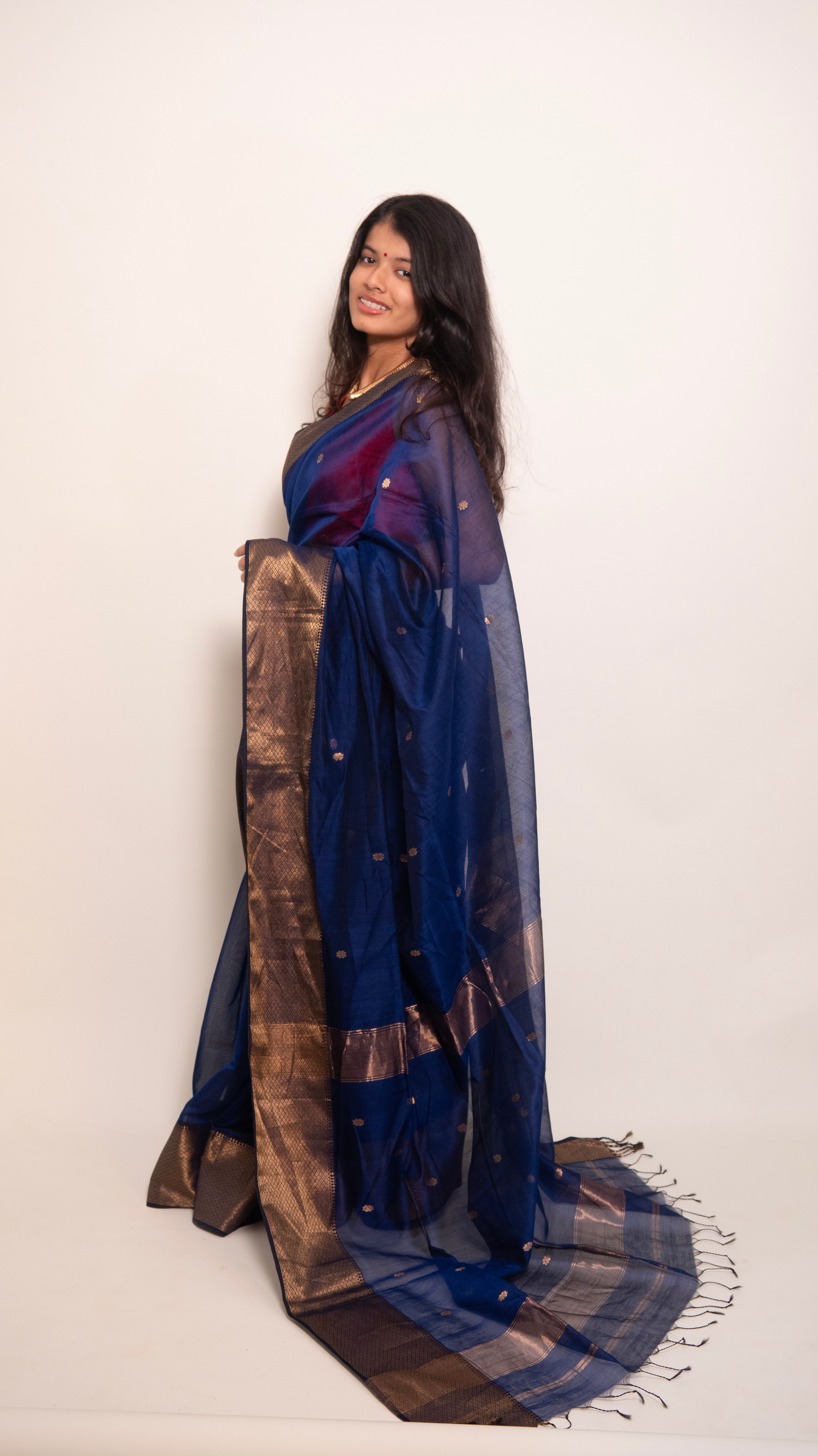Royal Blue Handloom Maheshwari Ruhi Butti Cotton Silk Saree