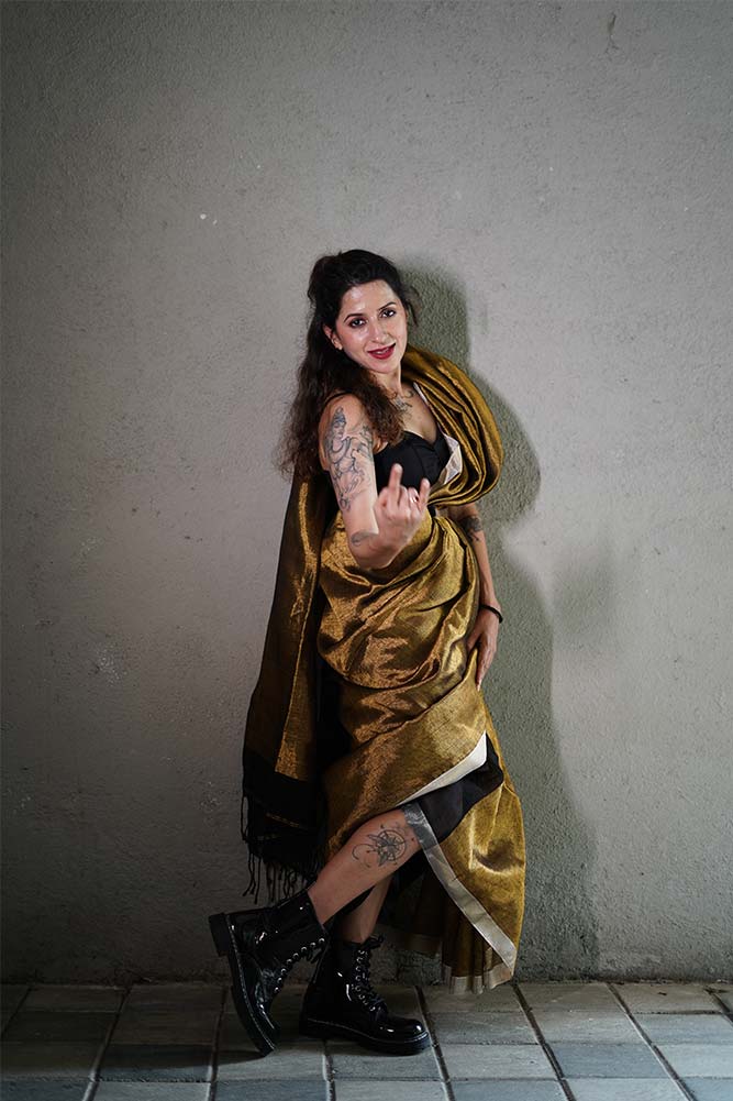 Dark Gold Plain Metallic Linen Sarees