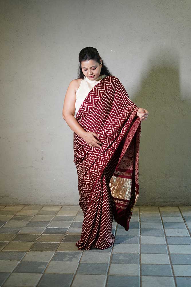 Dark Maroon Gajji Silk Lehriya Ajrakh Lagadi pallu