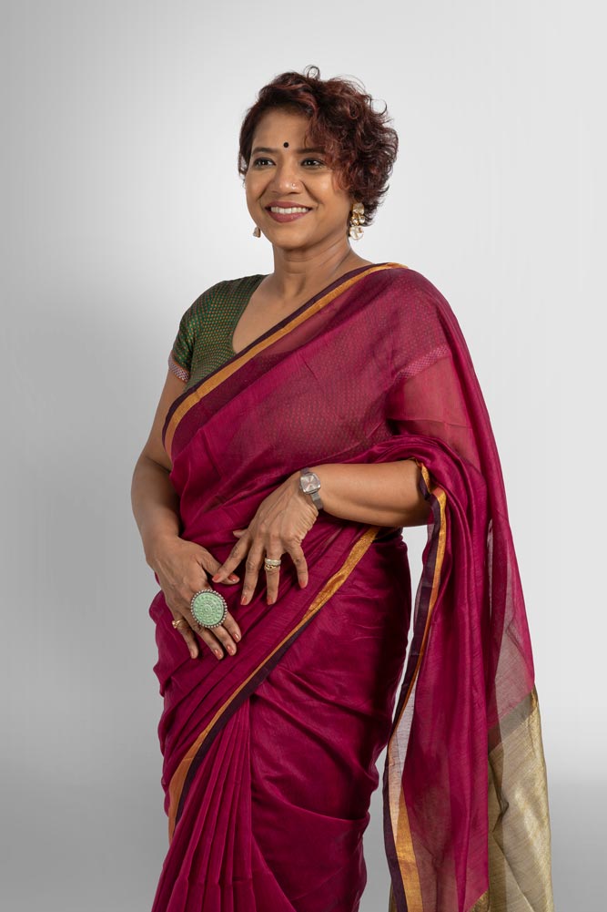 Magenta Handloom Cotton Silk Saree with Ghicha look alike pallu and Gold Zari border