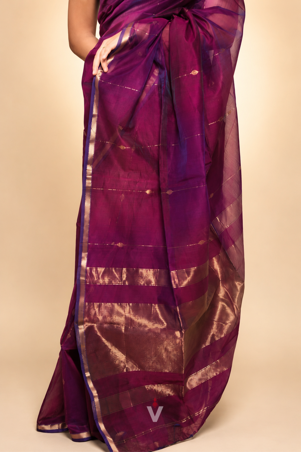 Magenta Dual Shade Handloom Maheshwari Zari Stripe Saree