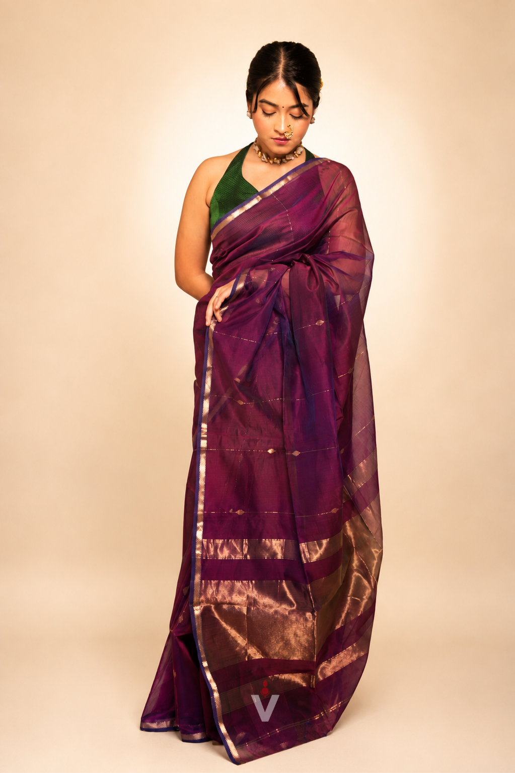 Magenta Dual Shade Handloom Maheshwari Zari Stripe Saree