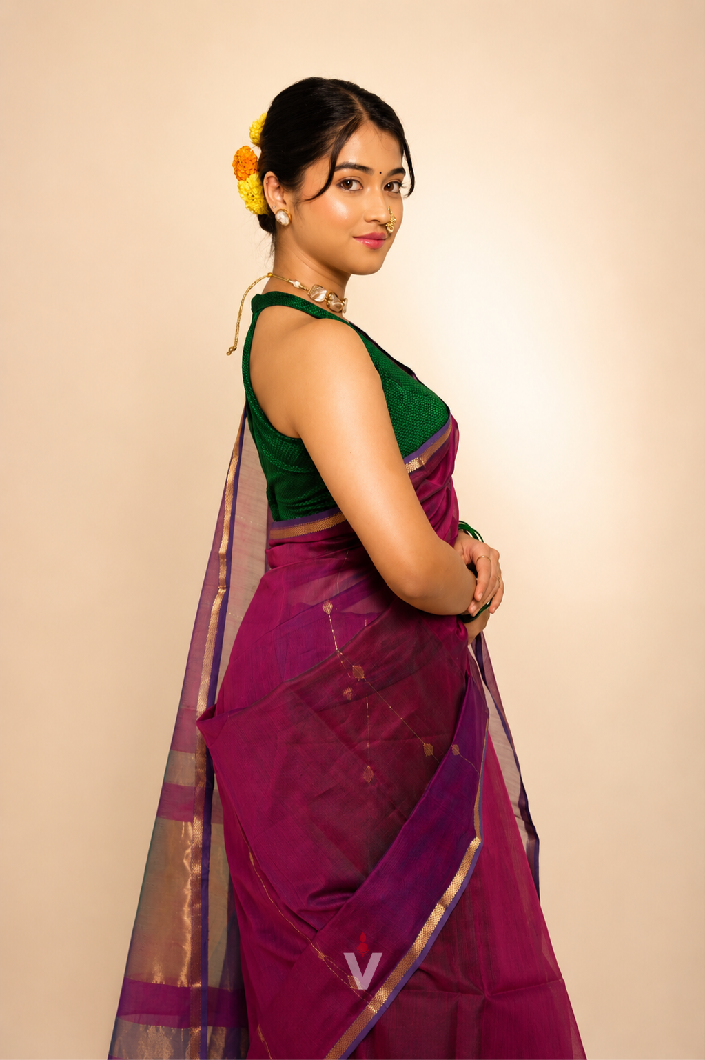 Magenta Dual Shade Handloom Maheshwari Zari Stripe Saree