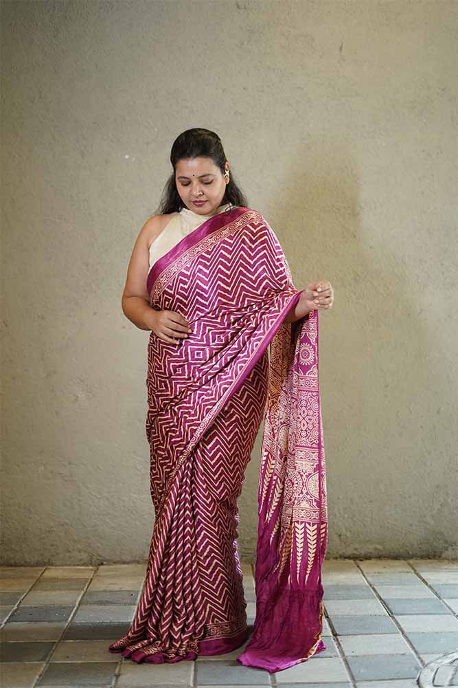 Purple Gajji Silk Lehriya Ajrakh Lagadi pallu