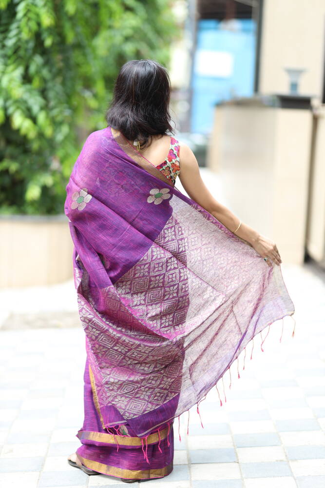 Purple Meenakari Butti with Banarasi Pallu Handloom Linen
