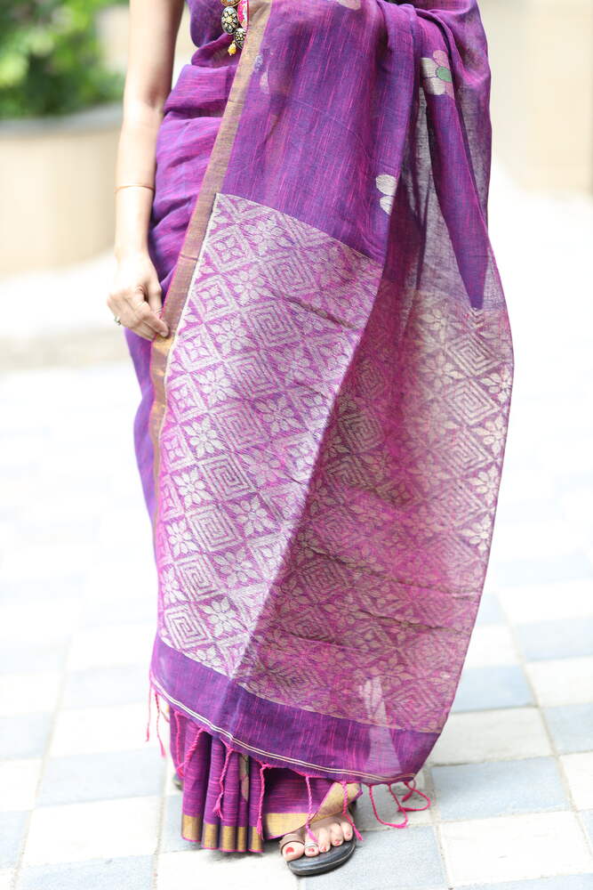 Purple Meenakari Butti with Banarasi Pallu Handloom Linen
