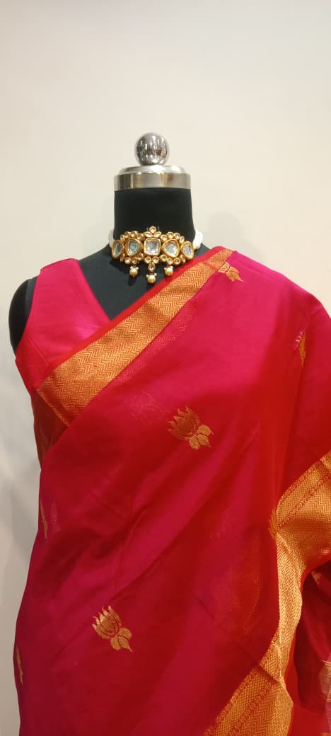Hot Pink Maheshwari Big Lotus Butti Zari Pallu Handloom Saree