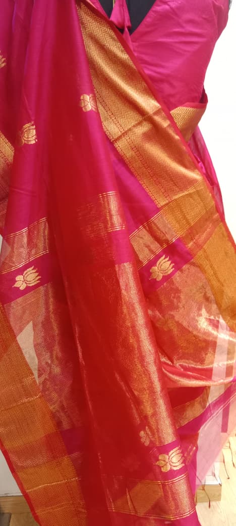 Hot Pink Maheshwari Big Lotus Butti Zari Pallu Handloom Saree