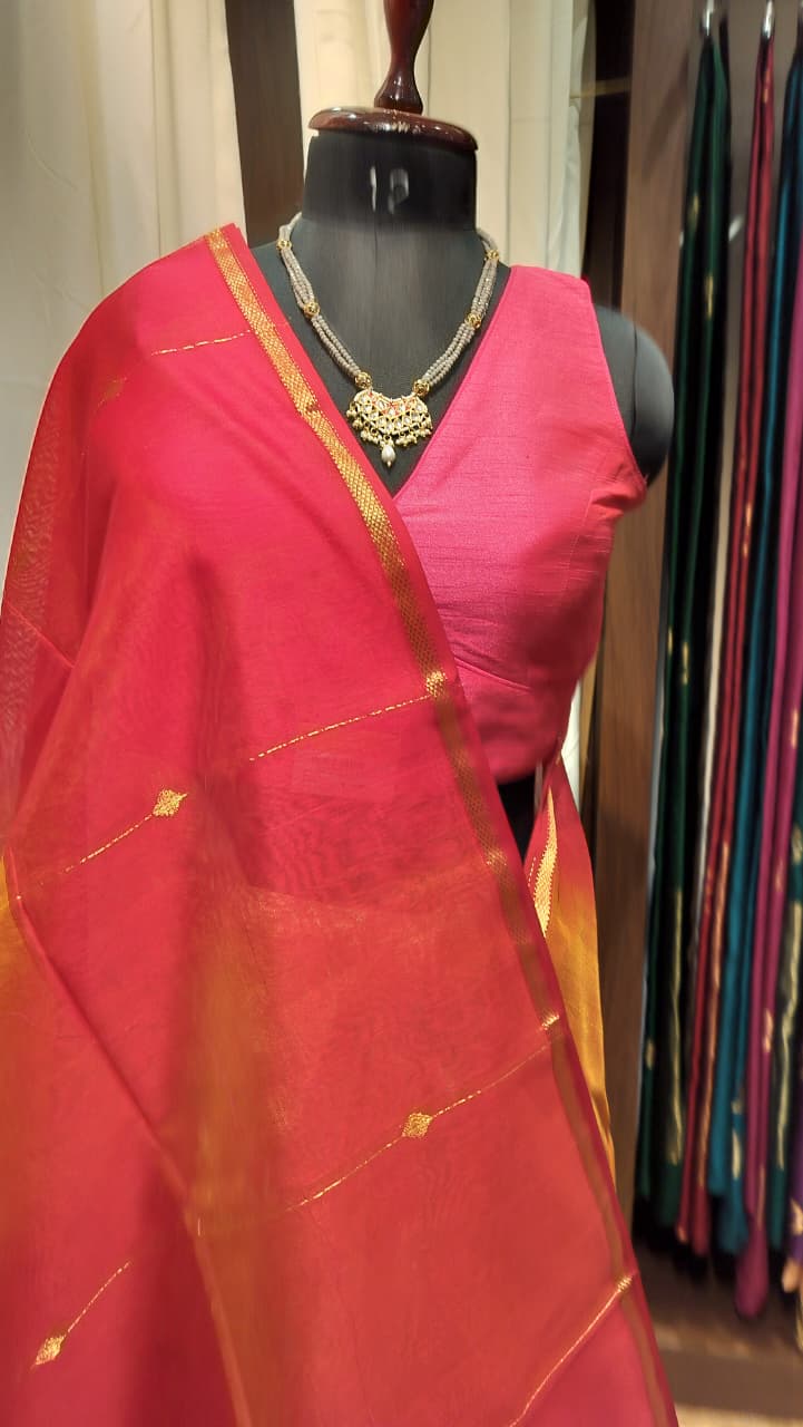 Orange and Red dual shade Maheshwari Zari Stripes Handloom Saree