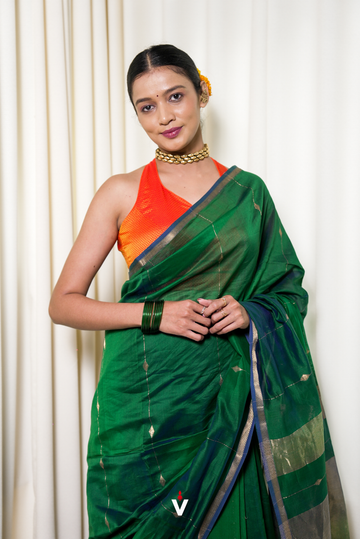 Peacock Green Dual Shade Maheshwari Diamond Butti Handloom Saree